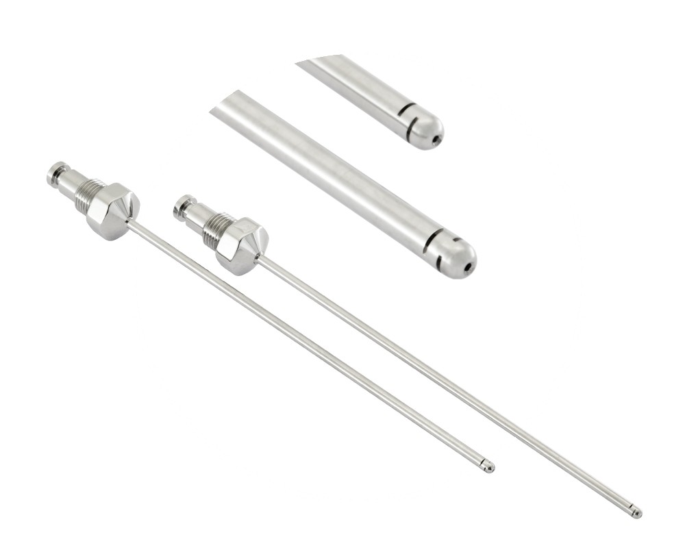 Rinsing needle with parallel slots